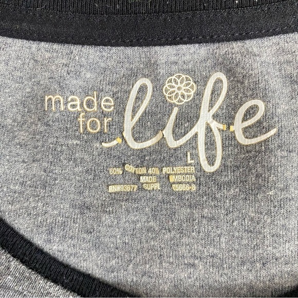 MADE FOR LIFE Women's size L Gray Graphic Long Sleeve Tee - Picture 6 of 6